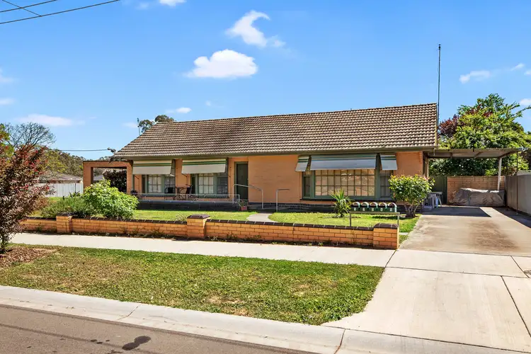 Second view of Homely unit listing, 1-5/3-5 Clarcoll Crescent, Kangaroo Flat VIC 3555