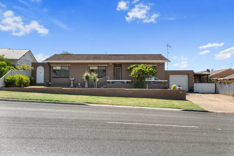 11 Nelson Street, California Gully VIC 3556