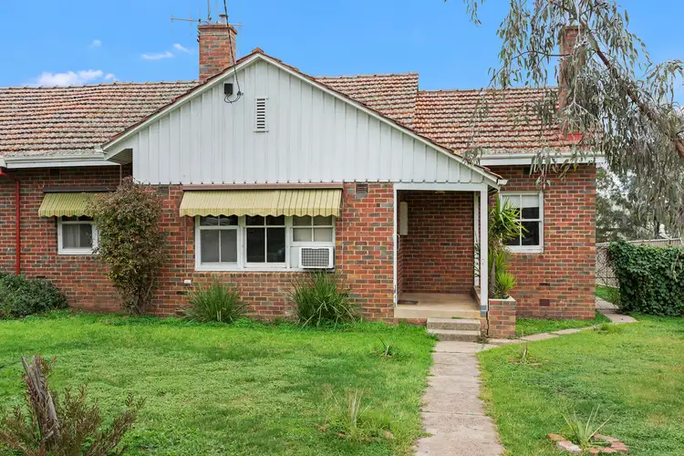 13 Churchill Avenue, Flora Hill VIC 3550