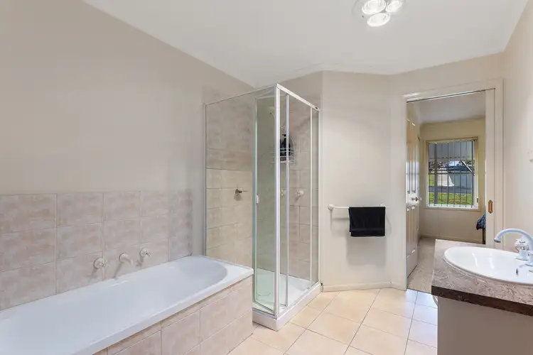Sixth view of Homely unit listing, 2/17 Steane Street, Kennington VIC 3550