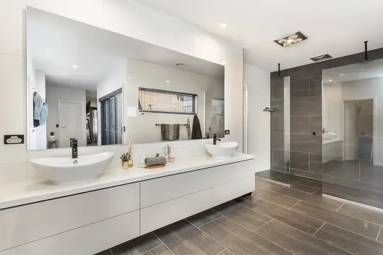 Fifth view of Homely house listing, 14 Needlewood Drive, Kangaroo Flat VIC 3555