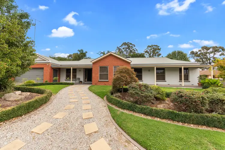 Main view of Homely house listing, 18 Hillary Court, Strathdale VIC 3550