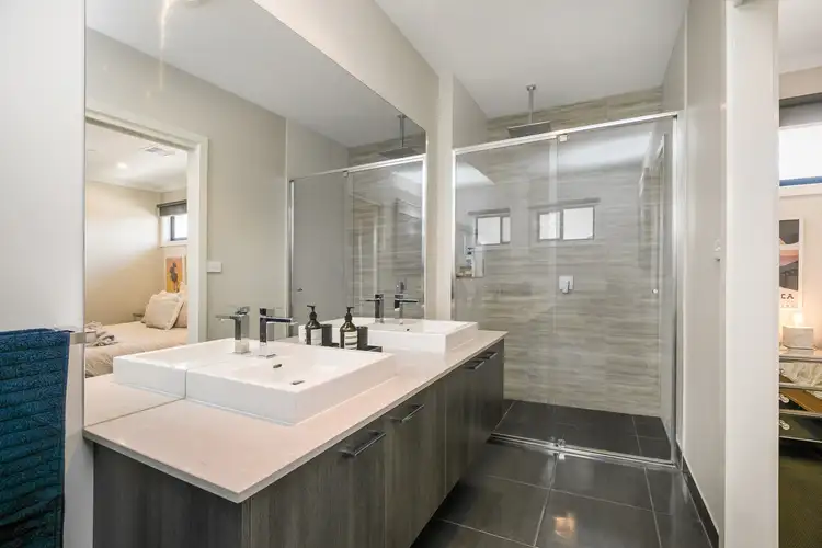 Sixth view of Homely townhouse listing, 5/35 Sternberg Street, Kennington VIC 3550