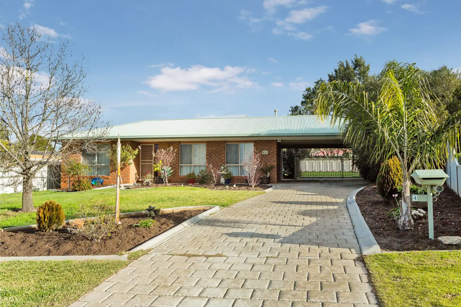 Main view of Homely house listing, 4 Anita Court, Kangaroo Flat VIC 3555