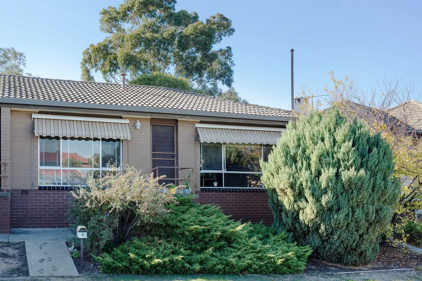 Main view of Homely unit listing, 2/42 Bakewell Street, Bendigo VIC 3550