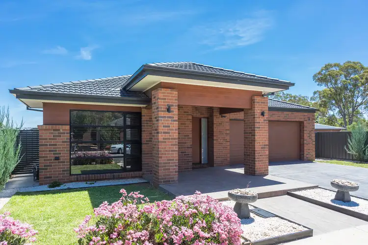 10 Roper Terrace, Epsom VIC 3551