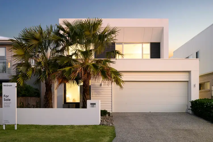 12 Santa Monica Boulevard, Hope Island QLD 4212