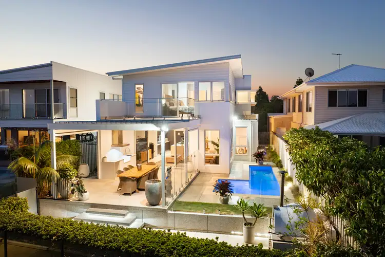 12 Santa Monica Boulevard, Hope Island QLD 4212