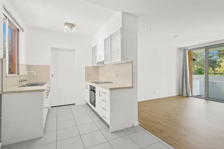 Third view of Homely unit listing, 10/11 Kembla Street, Wollongong NSW 2500