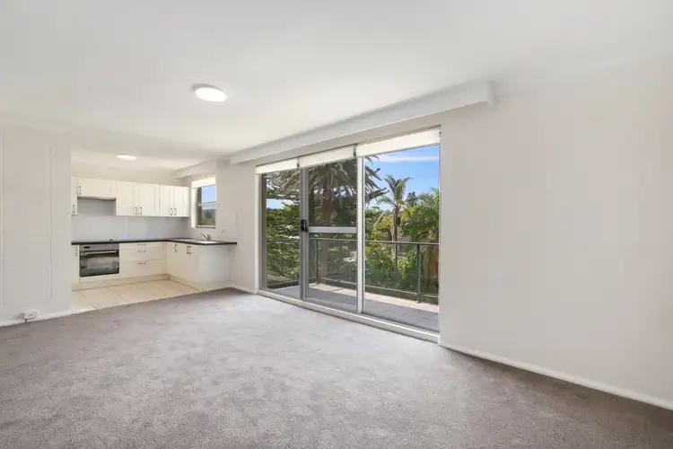 7/62 Surfview Road
