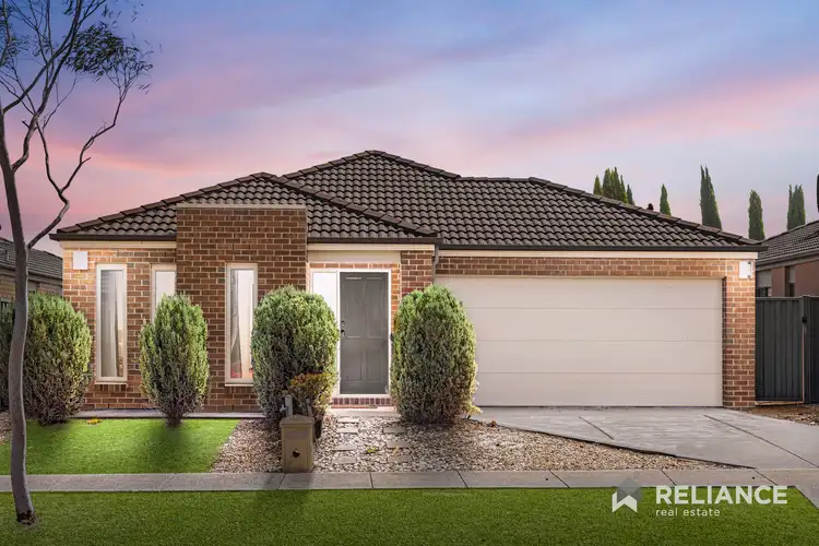 18 Heathcote Road, Manor Lakes VIC 3024
