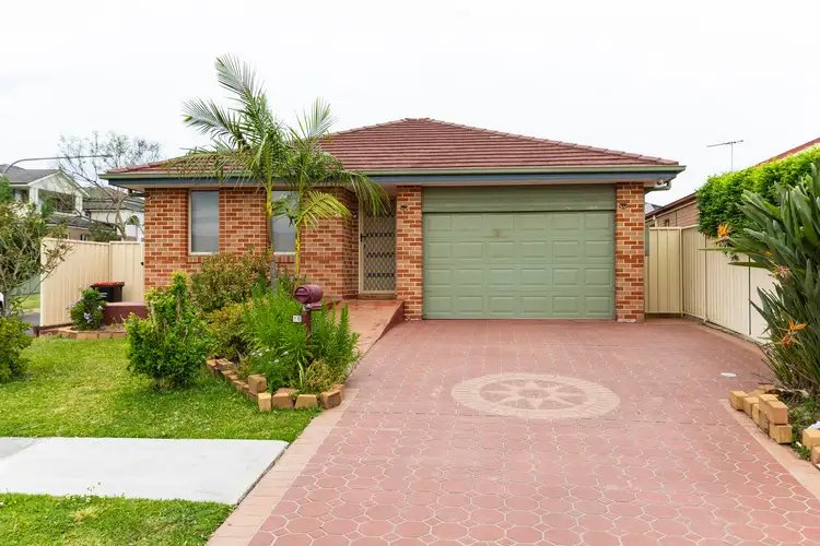 16 William Mahoney Street, Prestons NSW 2170