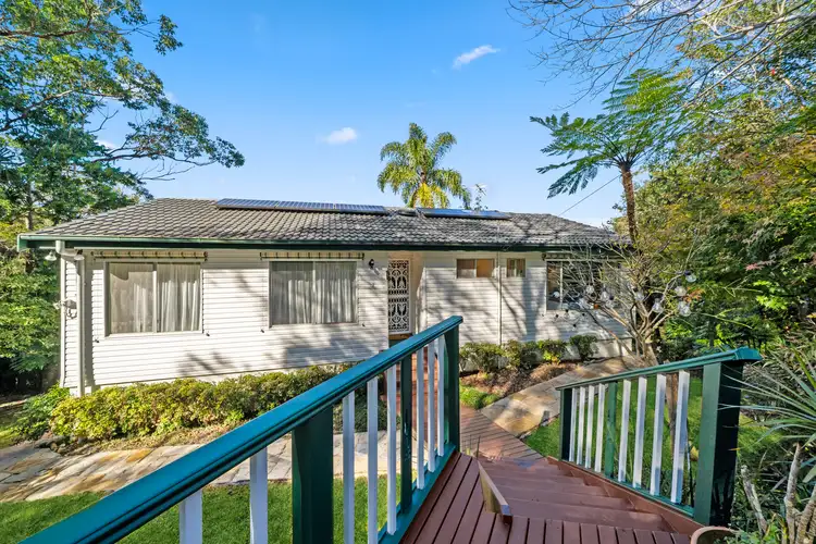 7 St Helens Avenue, Mount Kuring-Gai NSW 2080