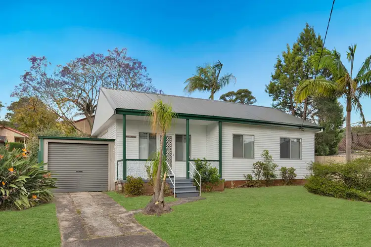 221 Brisbane Water Drive, Point Clare NSW 2250