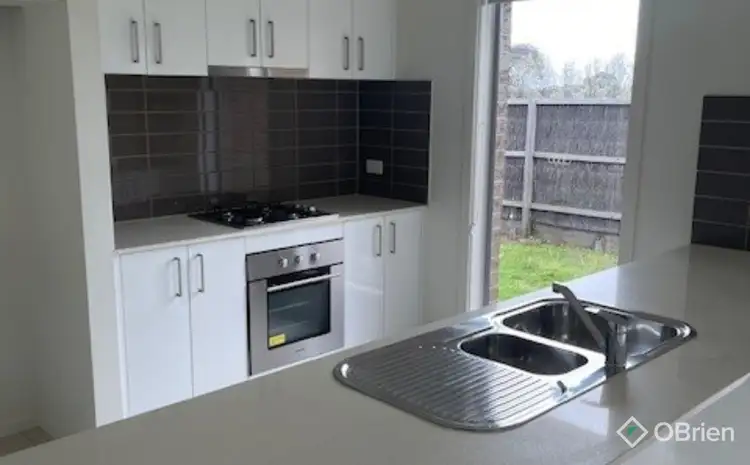 Second view of Homely house listing, 4 Sandview Place, Cranbourne VIC 3977