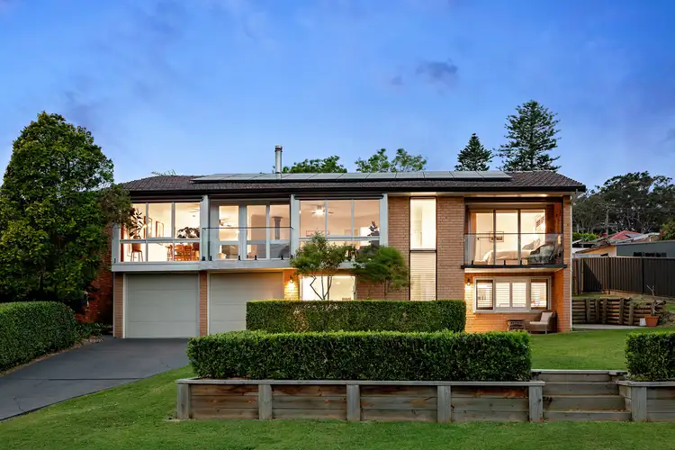 4 Gayton Close, Warners Bay NSW 2282