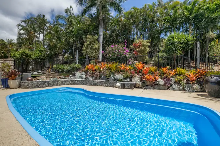 16 Manooka Drive, Cannonvale QLD 4802