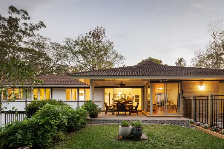 45 Deerhurst Road, Brookfield QLD 4069