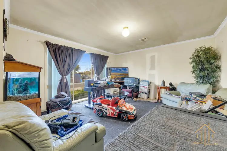 Sixth view of Homely house listing, 2 Allemby Drive, Cranbourne West VIC 3977
