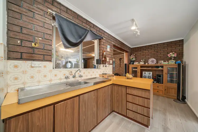 Sixth view of Homely house listing, 10 Nattai Court, Armadale WA 6112
