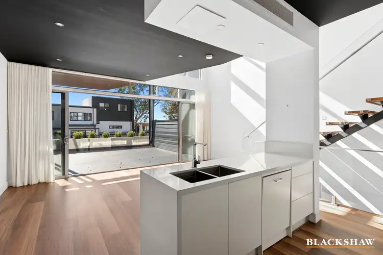 2/4 Endeavour Street, Red Hill ACT 2603