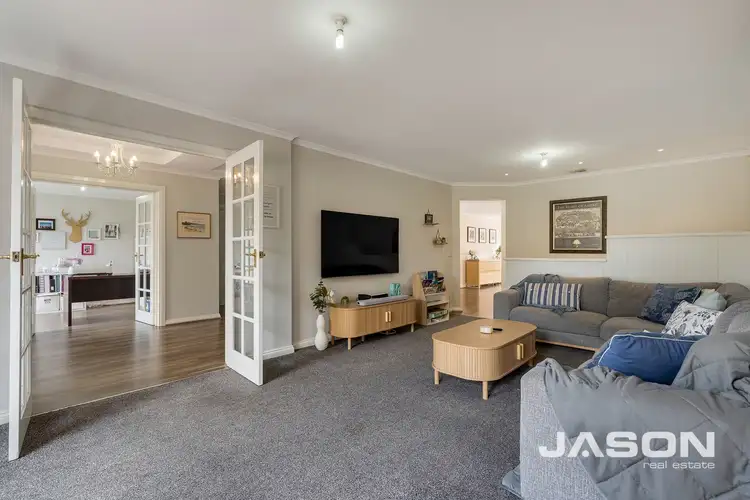 Fourth view of Homely house listing, 5 Darvell Court, Greenvale VIC 3059
