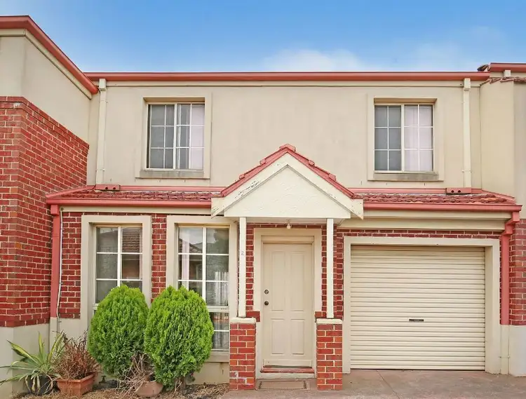 Main view of Homely townhouse listing, 2/11 Kenilworth Street, Reservoir VIC 3073
