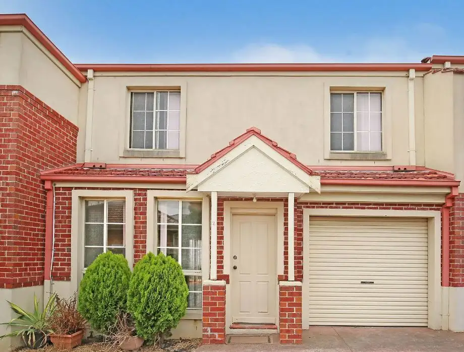 Main view of Homely townhouse listing, 2/11 Kenilworth Street, Reservoir VIC 3073