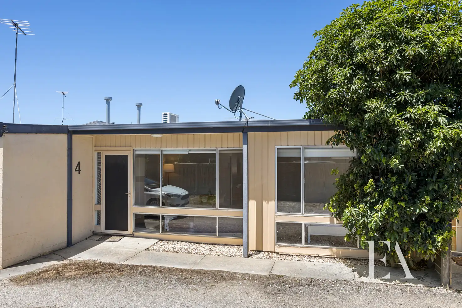 Main view of Homely unit listing, 4/18a Roslyn Road, Belmont VIC 3216