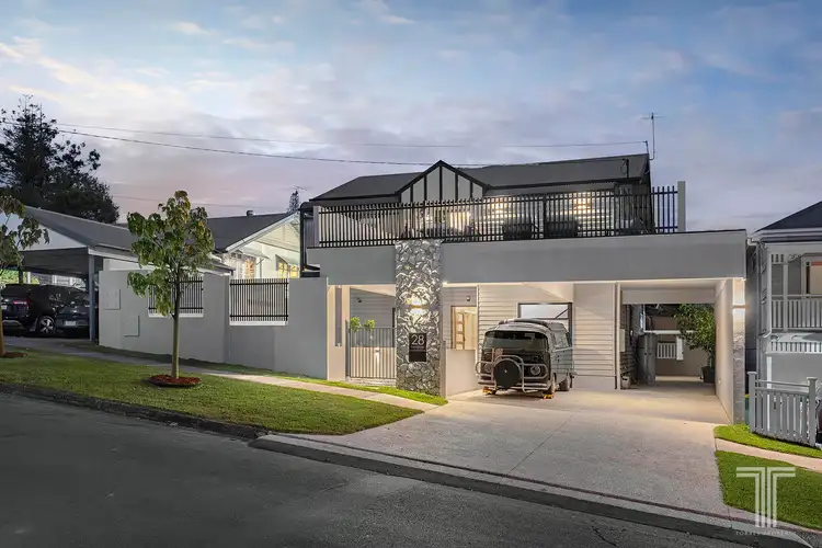 28 Burn Street, Camp Hill QLD 4152