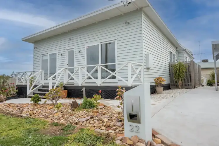 22 Smalley Street, California Gully VIC 3556