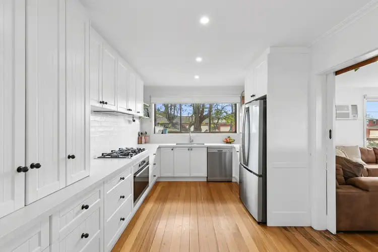 41 Chaucer Street, Hamlyn Heights VIC 3215