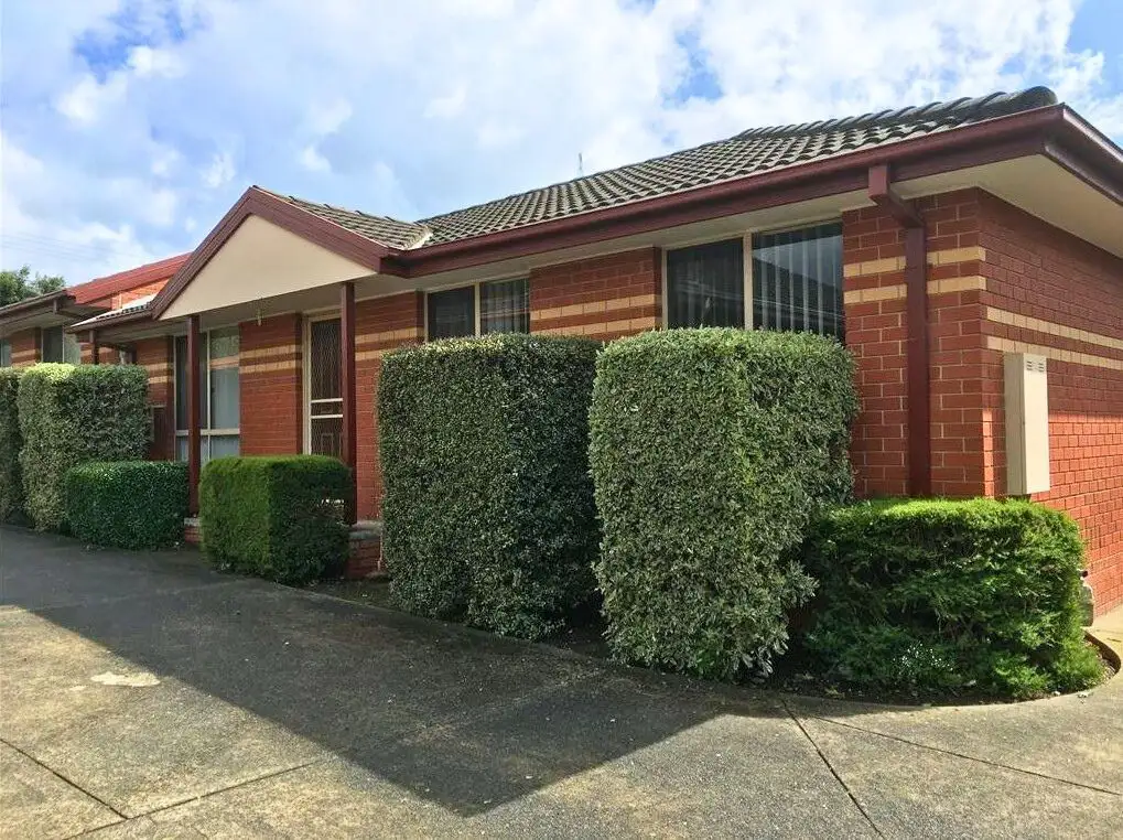Main view of Homely unit listing, 2/8 Irwin Street, Clayton VIC 3168