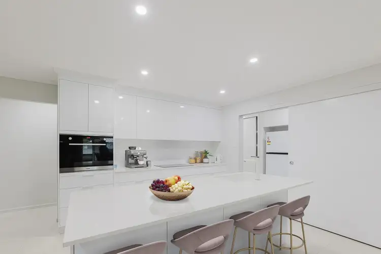 10 Pellage Court, Beaconsfield QLD 4740