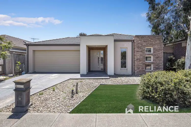 15 Tobago Avenue, Point Cook VIC 3030