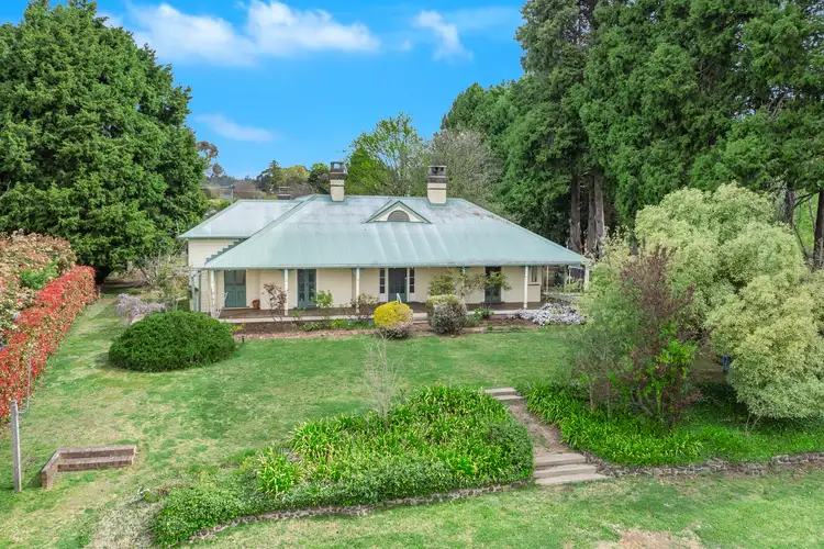 54 Garibaldi Street, Armidale NSW 2350