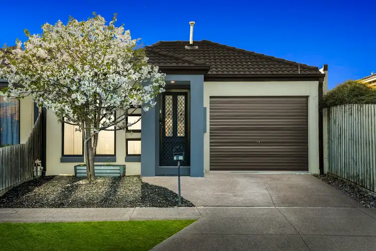 1/21 Malleehen Street