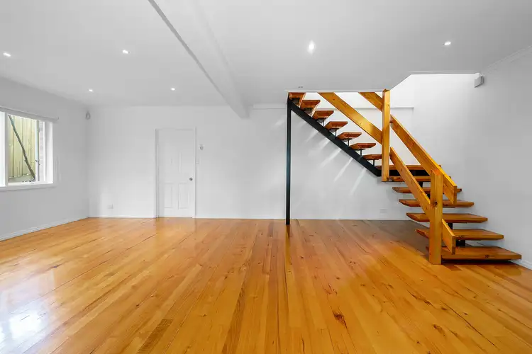 Second view of Homely house listing, 5 St Fillans Court, Frankston VIC 3199
