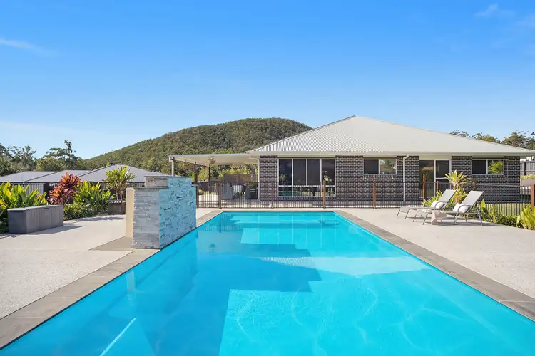 14 Evergreen Way, Beerwah QLD 4519