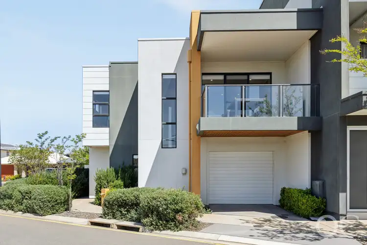 1 Steeplechase Avenue