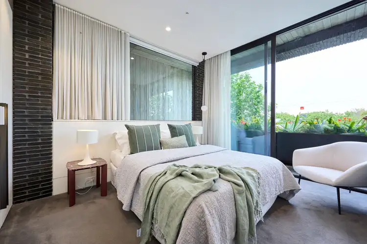 205/2 Pine Avenue, Elwood VIC 3184