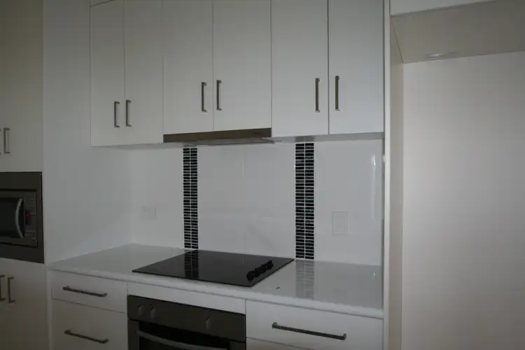 Third view of Homely unit listing, 3/29 Scenic Drive, Emerald QLD 4720