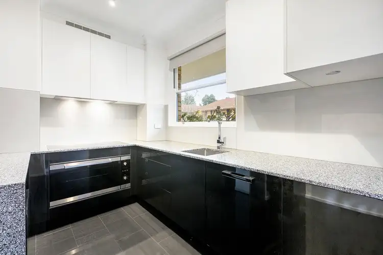 32/485 St Kilda Road