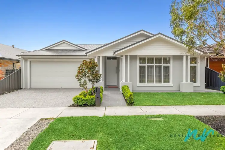 37 Kane Drive, St Leonards VIC 3223