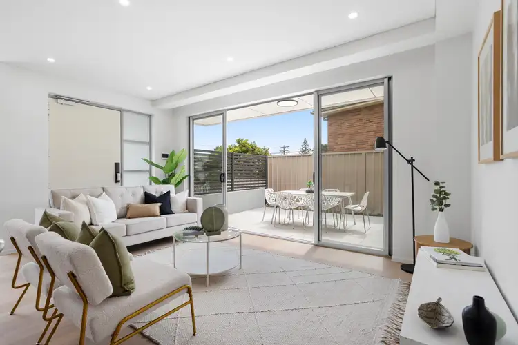 Third view of Homely townhouse listing, 1/33 New Orleans Crescent, Maroubra NSW 2035