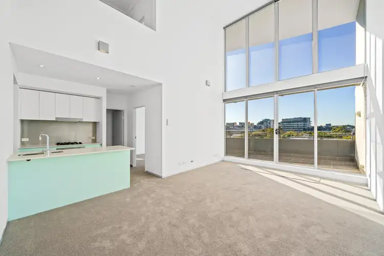 E805/3 Hunter Street