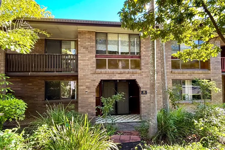 28 Finvoy St, Ferny Grove QLD 4055