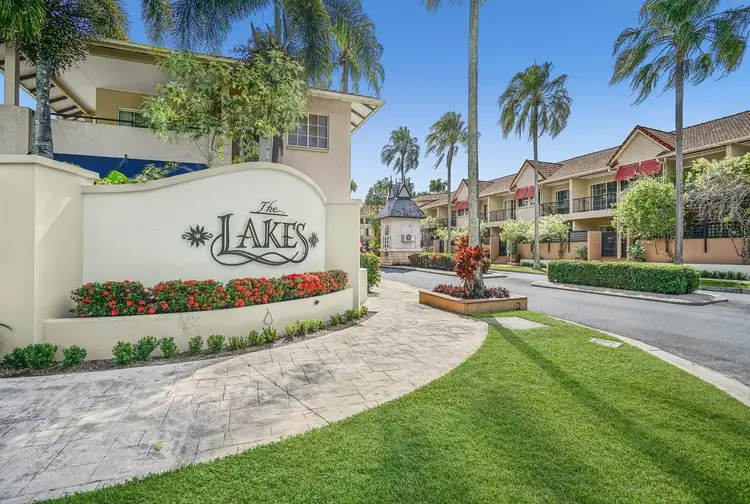 1412/2 Greenslopes Street