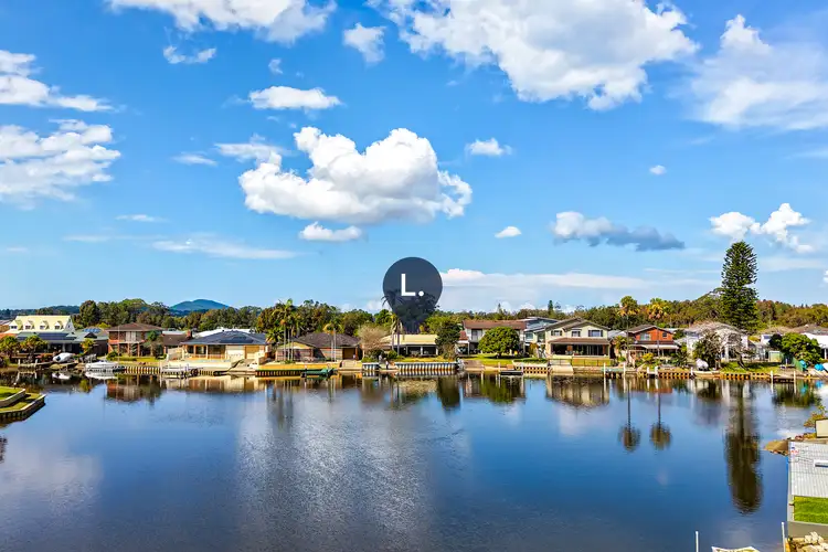23 Rest Point Parade, Tuncurry NSW 2428