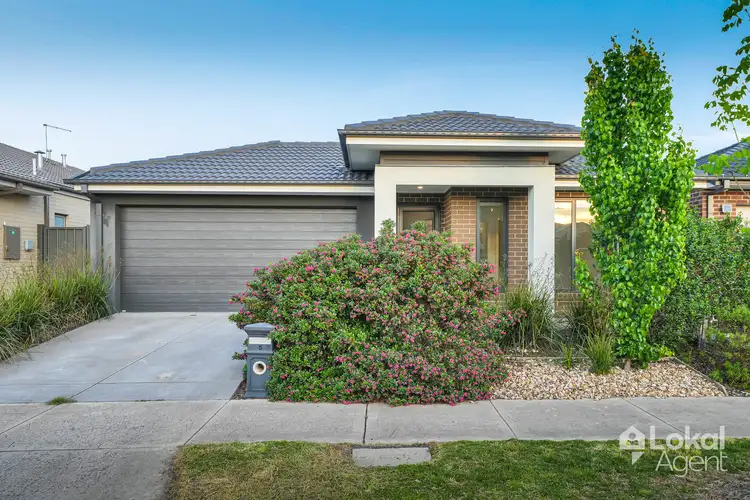 5 Holbrook Crescent